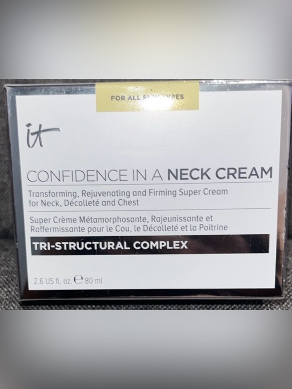 BNIB IT Cosmetics Confidence in a Neck Cream 2.6 OZ